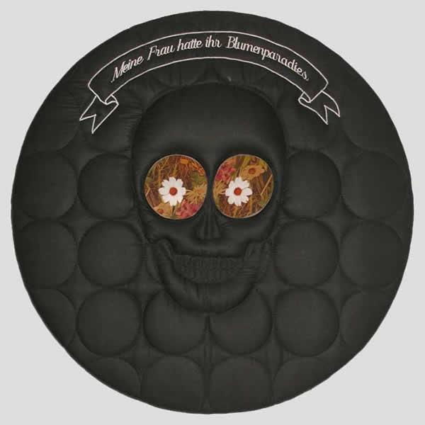 'Meine Frau hatte ihr Blumenparadies'. 1992. Diameter 46 cm